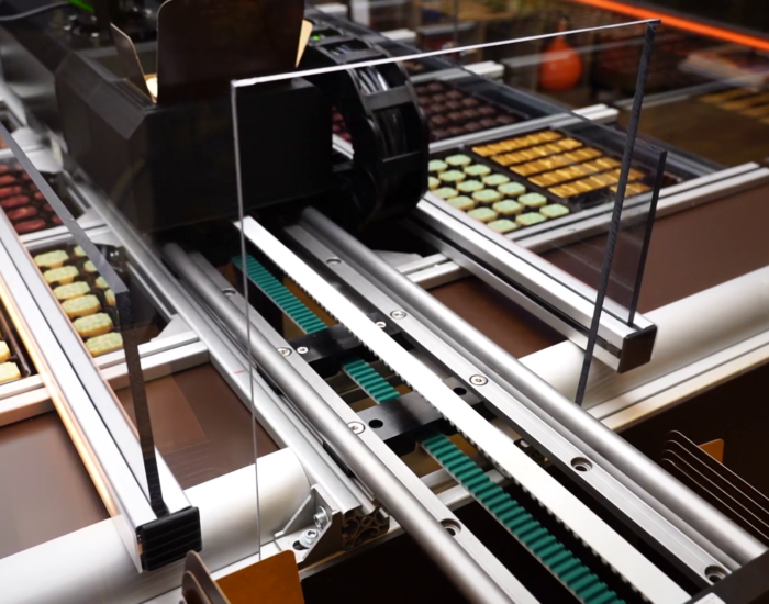 7th axis robot Roose Automation application